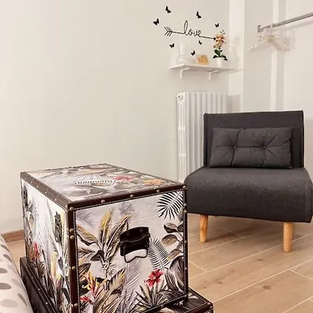 Buttefly House In Centro Ad